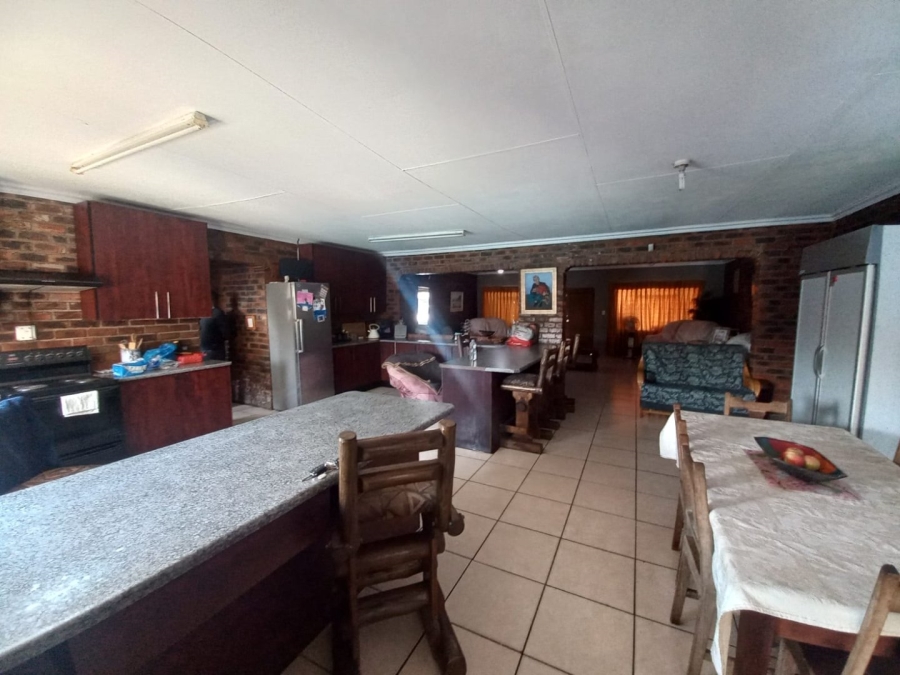 7 Bedroom Property for Sale in Vaal Power A H Free State